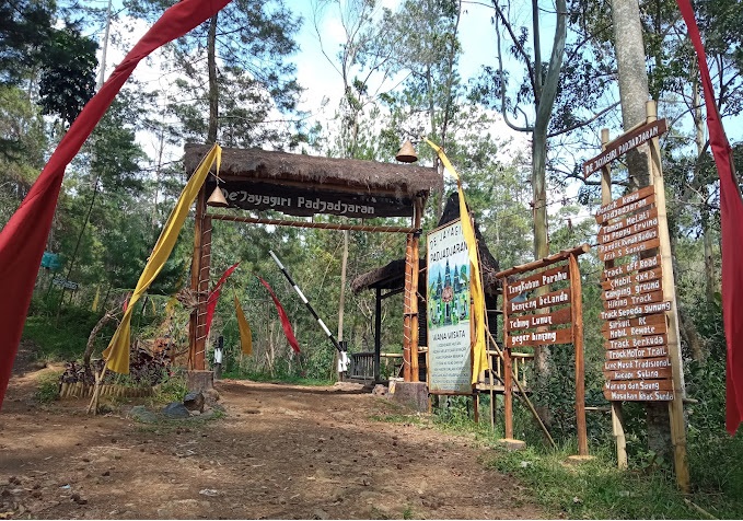 Taman Hutan Jayagiri Lembang Harga Tiket dan Jam Buka