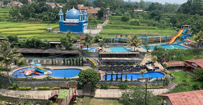 Foto Kolam Renang ISTC Waterpark